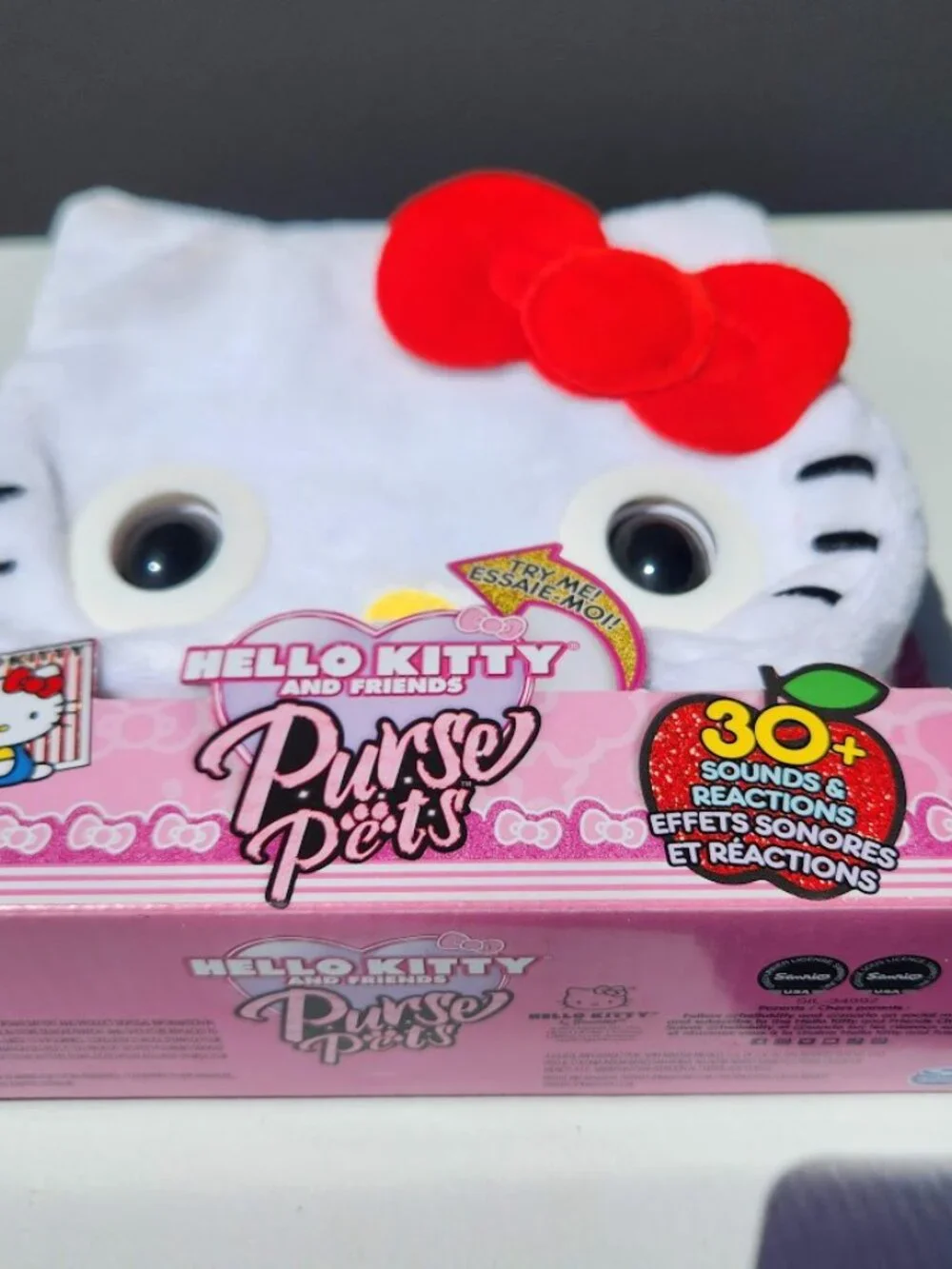 NEW Hello Kitty Sanrio Purse Pets w/ 30 Sounds Blinking Eyes Crossbody Bag Inter